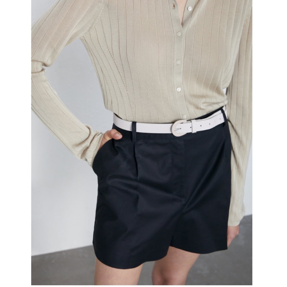 ZARA Double faced belted short New with tag.